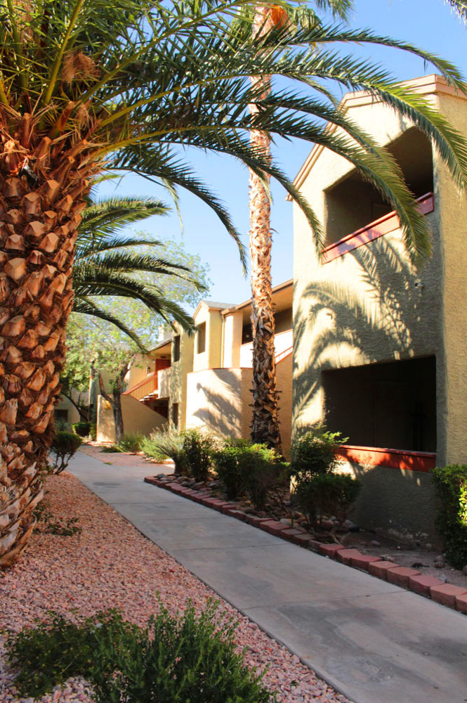 Exterior photo of Bellevue building Walkway 9