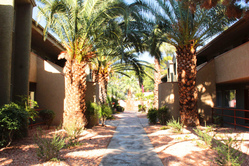 Exterior photo of Bellevue building Walkway 10